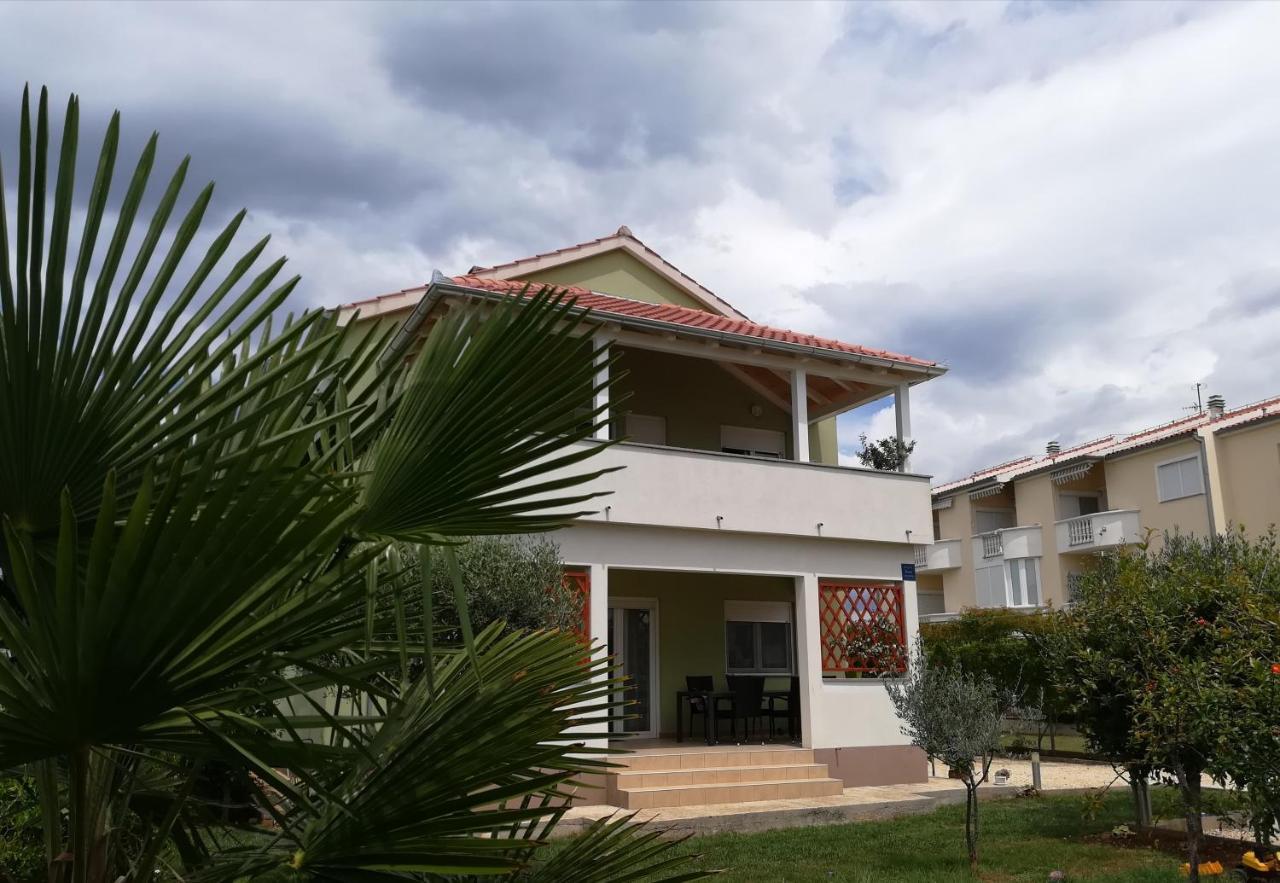 Apartments Matilda Sukošan Exterior foto